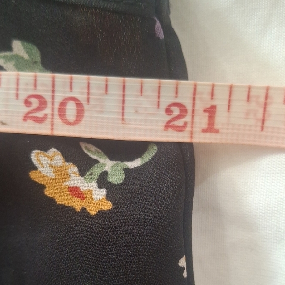 Romy Wome's Black Multicolor Floral Tank Top Size XL - Picture 8 of 9